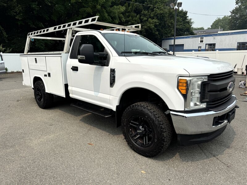 2017 Ford F-350 XL SUPER DUTY - Photo 3 - Rockaway, NJ 07866