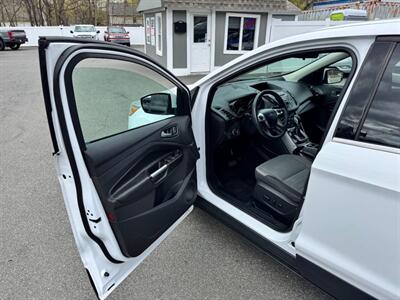 2016 Ford Escape SE   - Photo 15 - Rockaway, NJ 07866