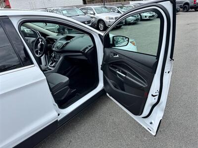 2016 Ford Escape SE   - Photo 40 - Rockaway, NJ 07866