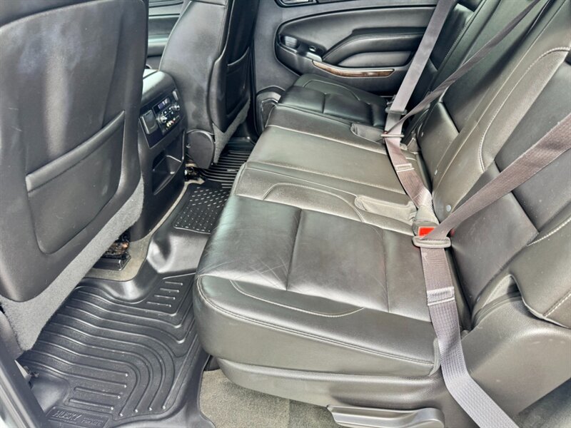 2015 Chevrolet Suburban LT photo 33