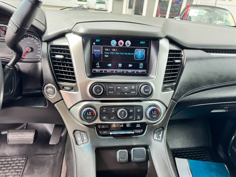 2015 Chevrolet Suburban LT photo 26