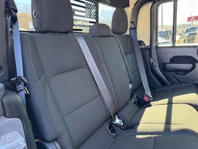 2022 Jeep Gladiator Sport   - Photo 43 - Rockaway, NJ 07866