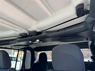 2022 Jeep Gladiator Sport   - Photo 33 - Rockaway, NJ 07866