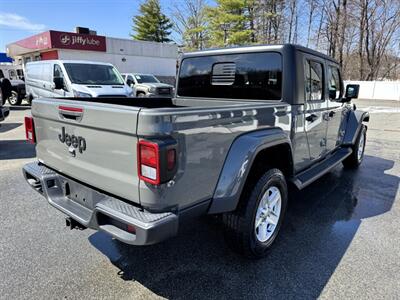 2022 Jeep Gladiator Sport   - Photo 5 - Rockaway, NJ 07866