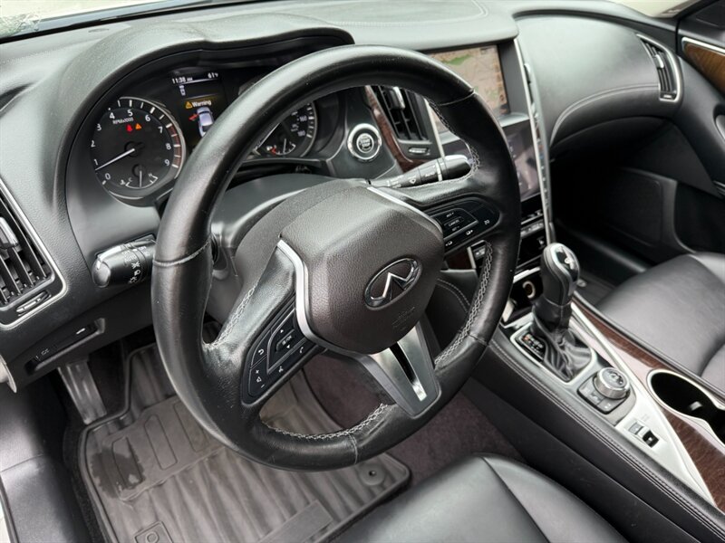 2019 Infiniti Q50 3.0t LUXE photo 15