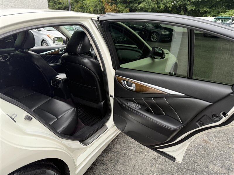 2019 Infiniti Q50 3.0t LUXE photo 26