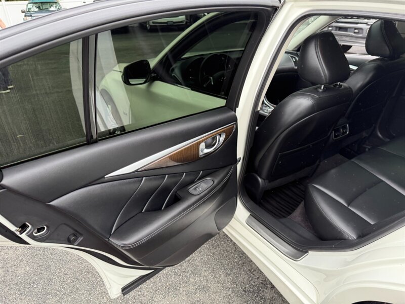 2019 Infiniti Q50 3.0t LUXE photo 29
