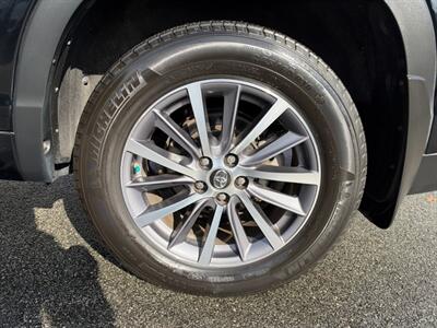 2017 Toyota Highlander XLE - Photo 13 - Rockaway, NJ 07866