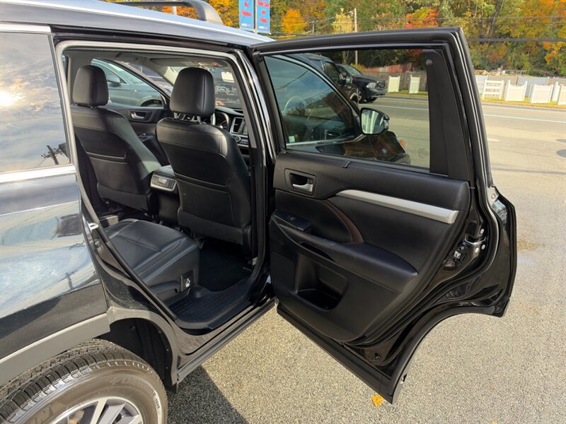 2017 Toyota Highlander XLE - Photo 46 - Rockaway, NJ 07866