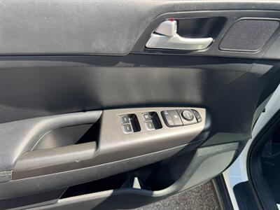 2021 Kia Sportage LX - Photo 18 - Rockaway, NJ 07866