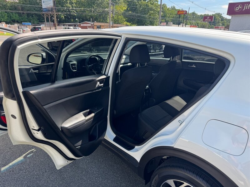 2021 Kia Sportage LX - Photo 37 - Rockaway, NJ 07866