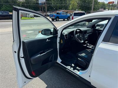 2021 Kia Sportage LX - Photo 16 - Rockaway, NJ 07866