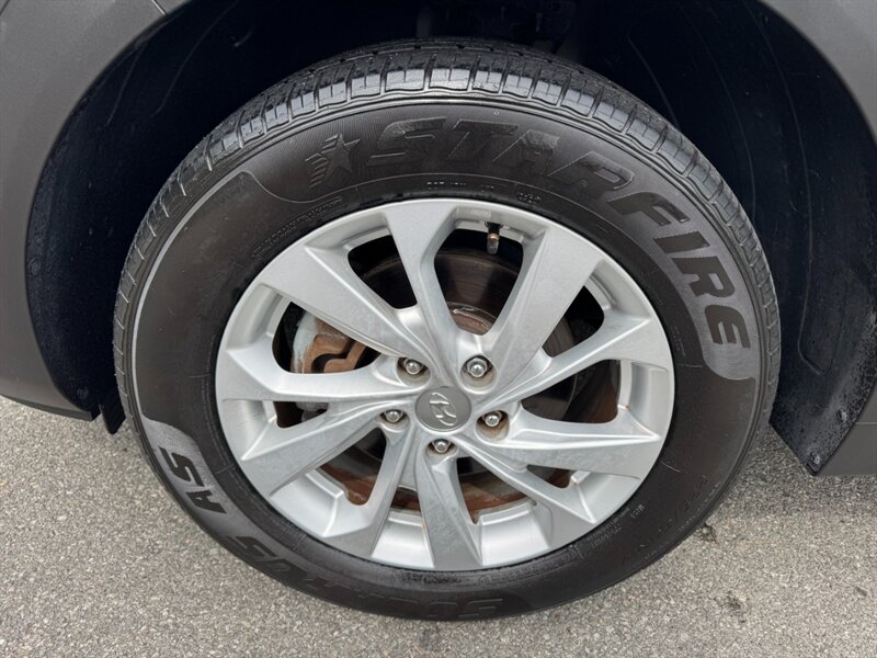 2019 Hyundai Tucson SE - Photo 10 - Rockaway, NJ 07866