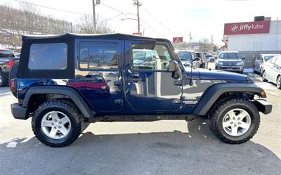 2013 Jeep Wrangler Sport  UNLIMITED - Photo 4 - Rockaway, NJ 07866
