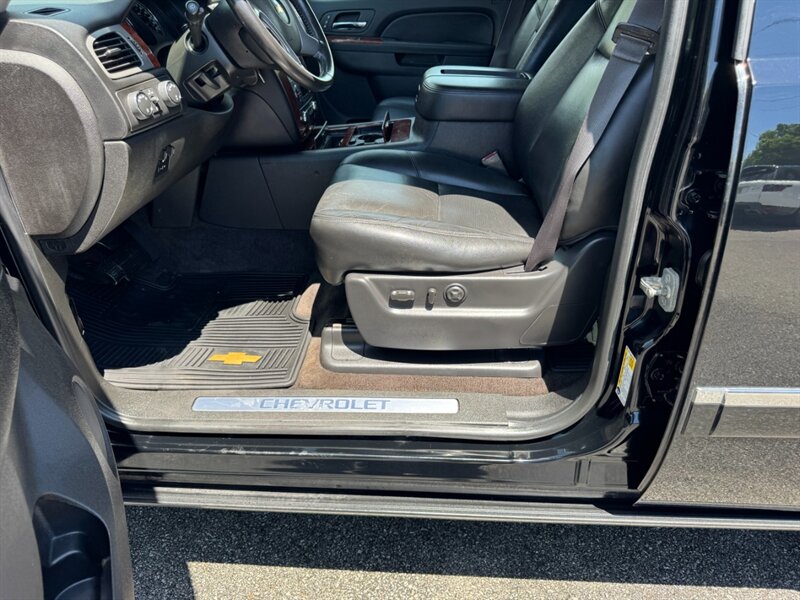 2014 Chevrolet Tahoe LTZ - Photo 21 - Rockaway, NJ 07866
