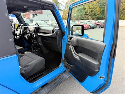 2011 Jeep Wrangler Sahara   - Photo 23 - Rockaway, NJ 07866