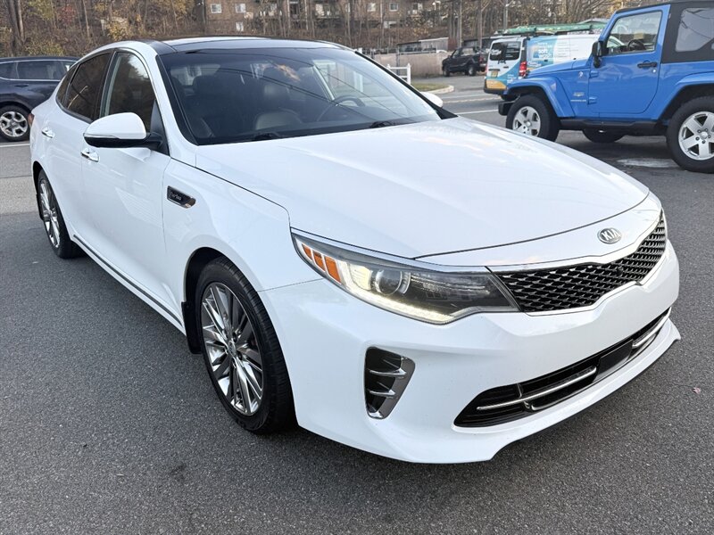 2016 Kia Optima Turbo photo 2