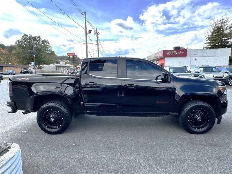 2018 Chevrolet Colorado LT photo 3