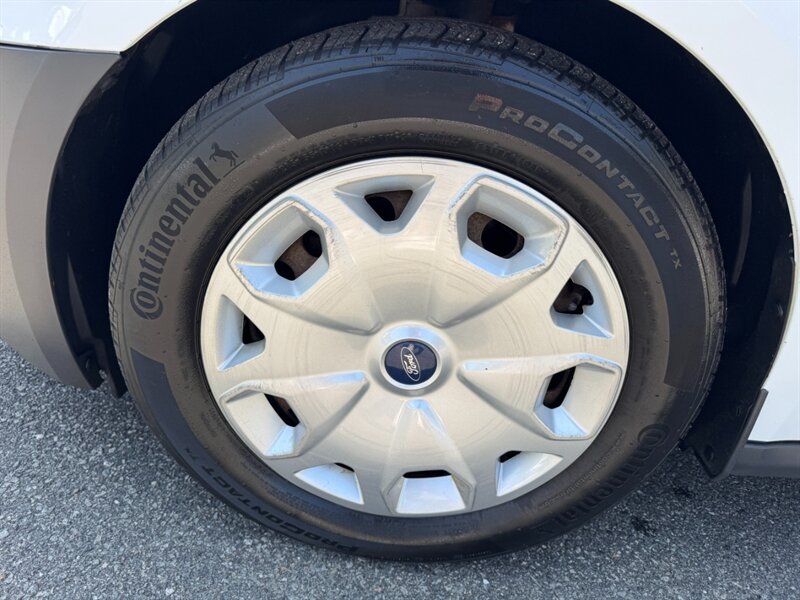 2015 Ford Transit Connect XL - Photo 10 - Rockaway, NJ 07866