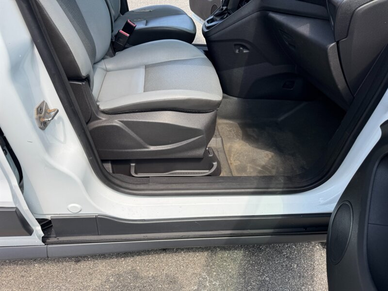 2015 Ford Transit Connect XL - Photo 56 - Rockaway, NJ 07866