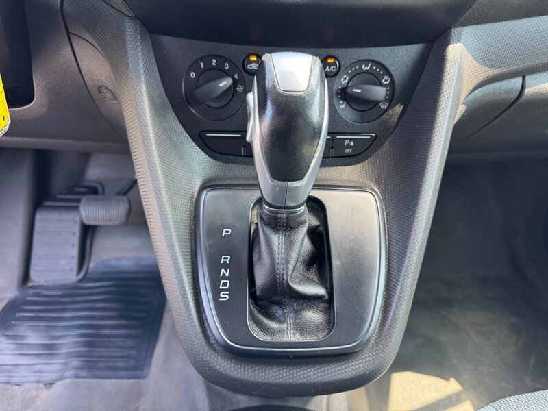 2015 Ford Transit Connect XL - Photo 27 - Rockaway, NJ 07866