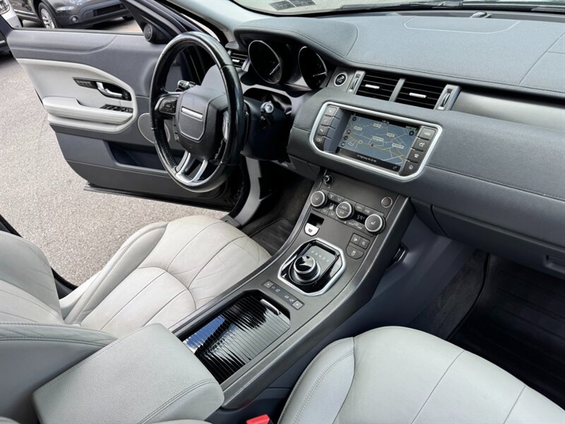 2018 Land Rover Range Rover Evoque SE photo 48
