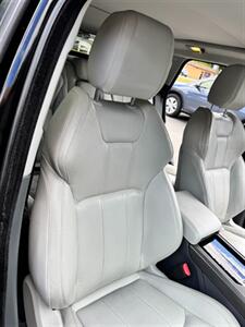 2018 Land Rover Range Rover Evoque SE   - Photo 51 - Rockaway, NJ 07866