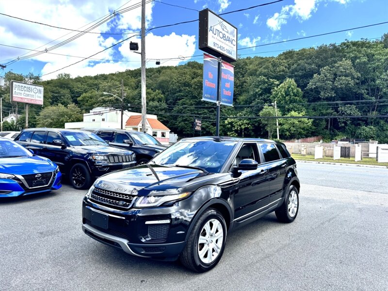 2018 Land Rover Range Rover Evoque SE photo 2
