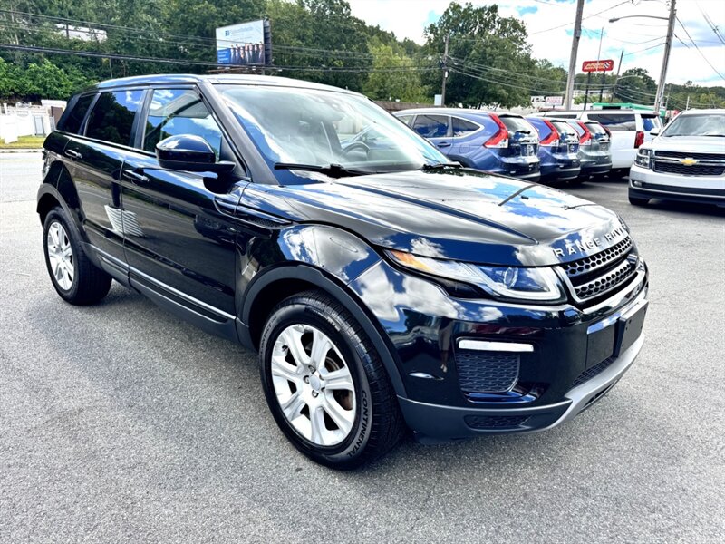 2018 Land Rover Range Rover Evoque SE photo 4
