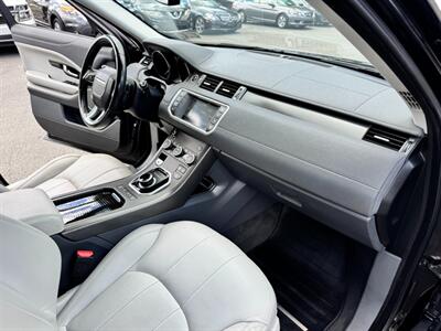 2018 Land Rover Range Rover Evoque SE   - Photo 52 - Rockaway, NJ 07866