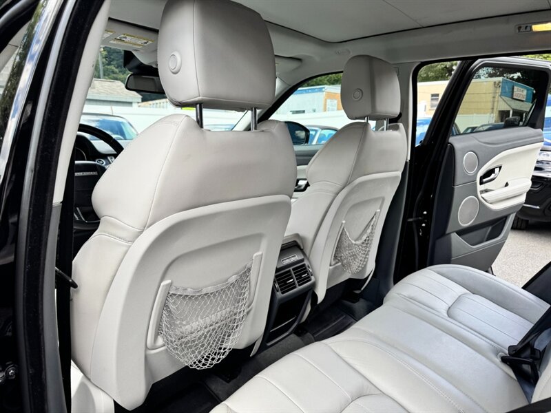 2018 Land Rover Range Rover Evoque SE photo 37