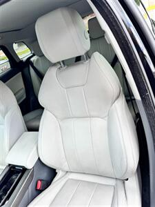 2018 Land Rover Range Rover Evoque SE   - Photo 23 - Rockaway, NJ 07866