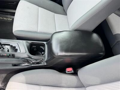 2018 Toyota RAV4 LE   - Photo 29 - Rockaway, NJ 07866