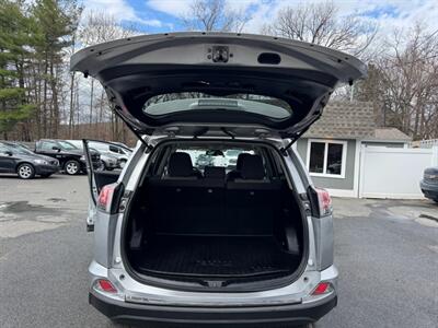 2018 Toyota RAV4 LE   - Photo 37 - Rockaway, NJ 07866