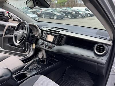 2018 Toyota RAV4 LE   - Photo 50 - Rockaway, NJ 07866