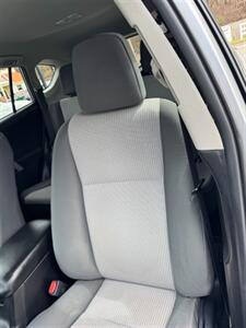 2018 Toyota RAV4 LE   - Photo 23 - Rockaway, NJ 07866