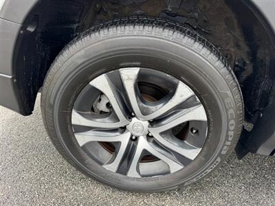 2018 Toyota RAV4 LE   - Photo 16 - Rockaway, NJ 07866