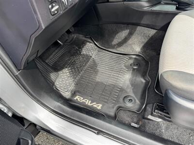 2018 Toyota RAV4 LE   - Photo 20 - Rockaway, NJ 07866