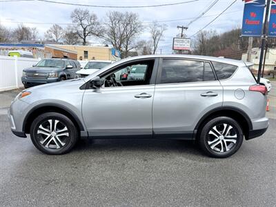 2018 Toyota RAV4 LE   - Photo 8 - Rockaway, NJ 07866