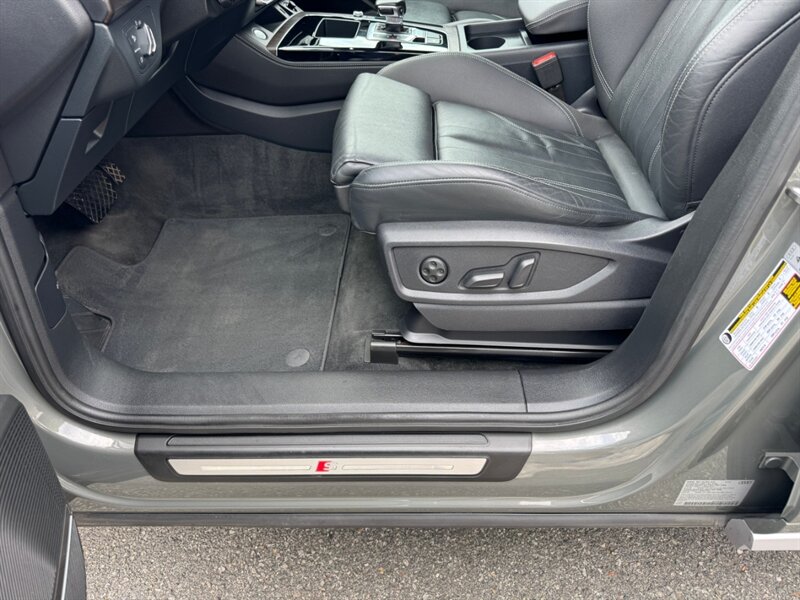 2024 Audi Q5 quattro S line Prem Plus - Photo 18 - Rockaway, NJ 07866