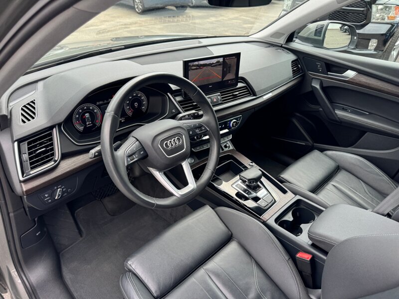 2024 Audi Q5 quattro S line Prem Plus - Photo 24 - Rockaway, NJ 07866