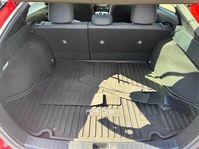 2017 Toyota Prius Two Eco   - Photo 29 - Rockaway, NJ 07866
