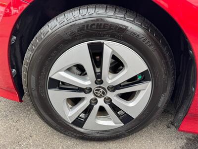 2017 Toyota Prius Two Eco   - Photo 12 - Rockaway, NJ 07866