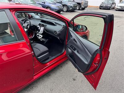 2017 Toyota Prius Two Eco   - Photo 44 - Rockaway, NJ 07866