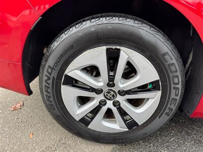 2017 Toyota Prius Two Eco   - Photo 14 - Rockaway, NJ 07866