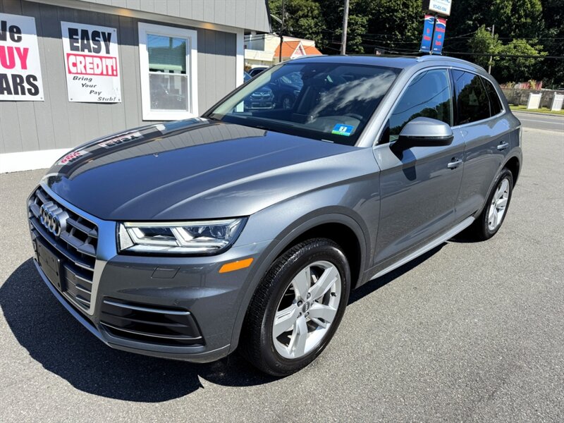 2018 Audi Q5 2.0T quattro Premium Plus  