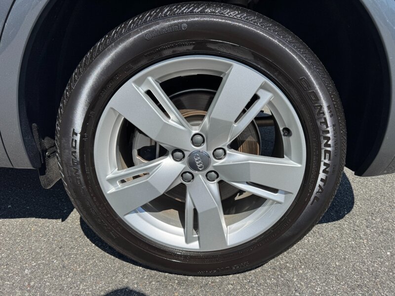 2018 Audi Q5 2.0T quattro Premium Plus - Photo 14 - Rockaway, NJ 07866