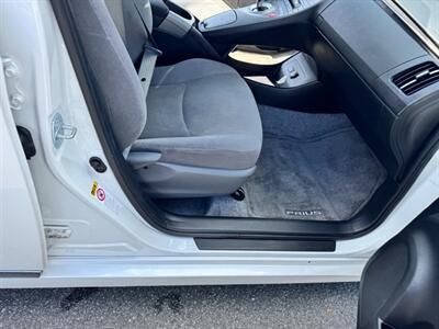 2014 Toyota Prius Four   - Photo 41 - Rockaway, NJ 07866