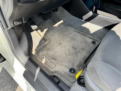 2014 Toyota Prius Four   - Photo 16 - Rockaway, NJ 07866