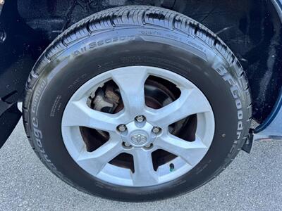 2009 Toyota RAV4   - Photo 14 - Rockaway, NJ 07866